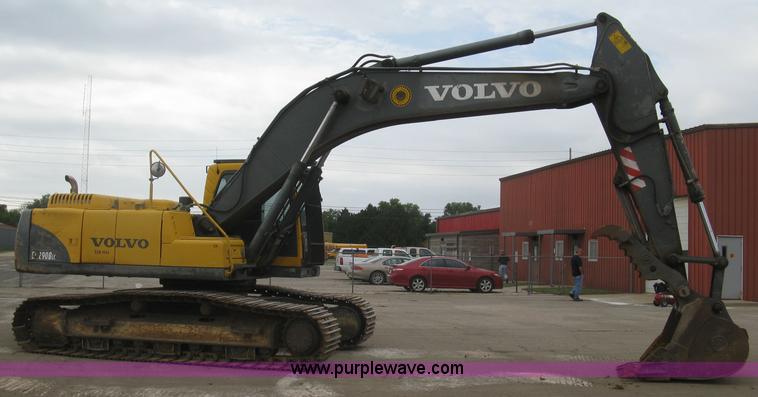 image for item E7957 2004 Volvo EC290B LC excavator
