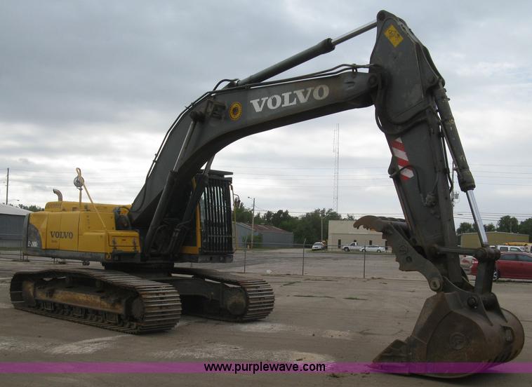 image for item E7957 2004 Volvo EC290B LC excavator