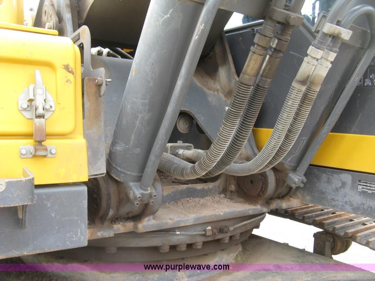image for item E7957 2004 Volvo EC290B LC excavator