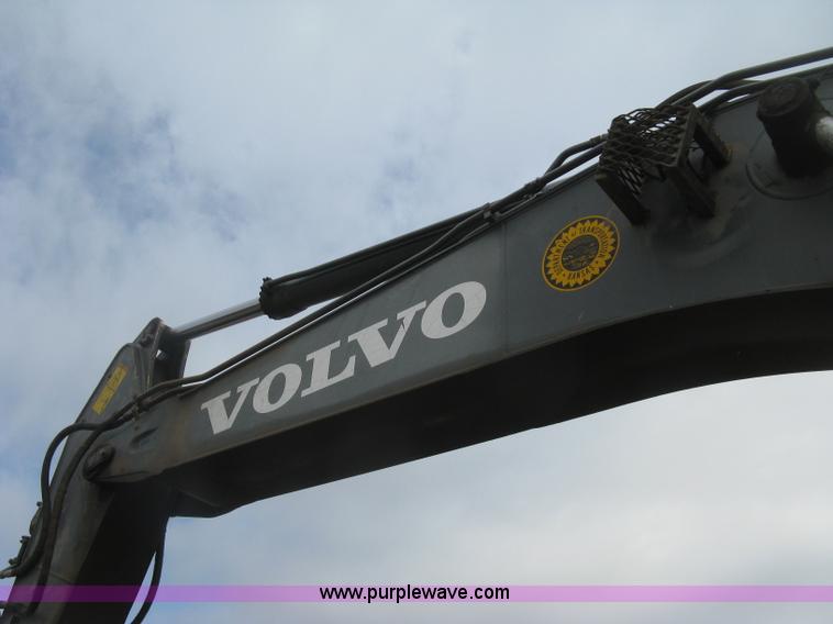 image for item E7957 2004 Volvo EC290B LC excavator