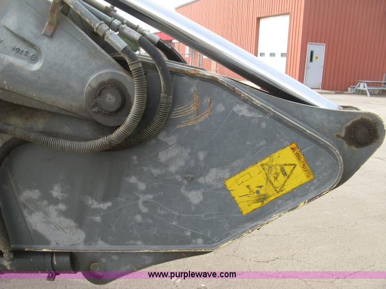 image for item E7957 2004 Volvo EC290B LC excavator
