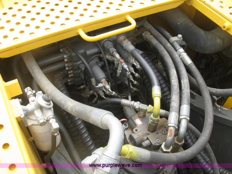 image for item E7957 2004 Volvo EC290B LC excavator