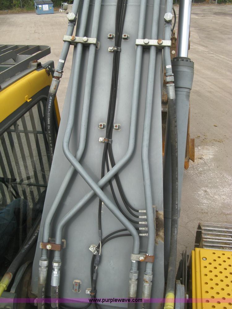 image for item E7957 2004 Volvo EC290B LC excavator