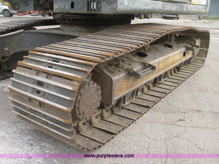 image for item E7957 2004 Volvo EC290B LC excavator