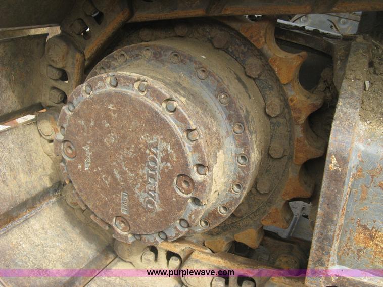 image for item E7957 2004 Volvo EC290B LC excavator