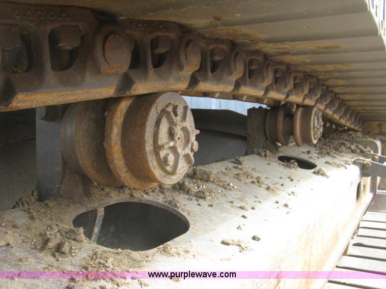 image for item E7957 2004 Volvo EC290B LC excavator