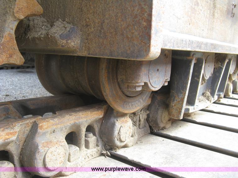 image for item E7957 2004 Volvo EC290B LC excavator