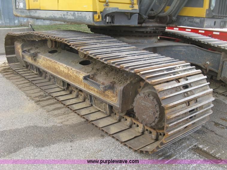 image for item E7957 2004 Volvo EC290B LC excavator