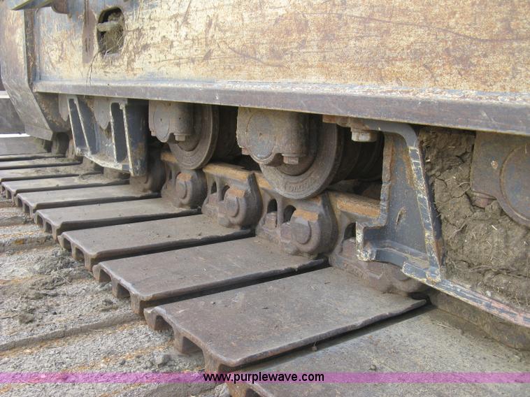 image for item E7957 2004 Volvo EC290B LC excavator