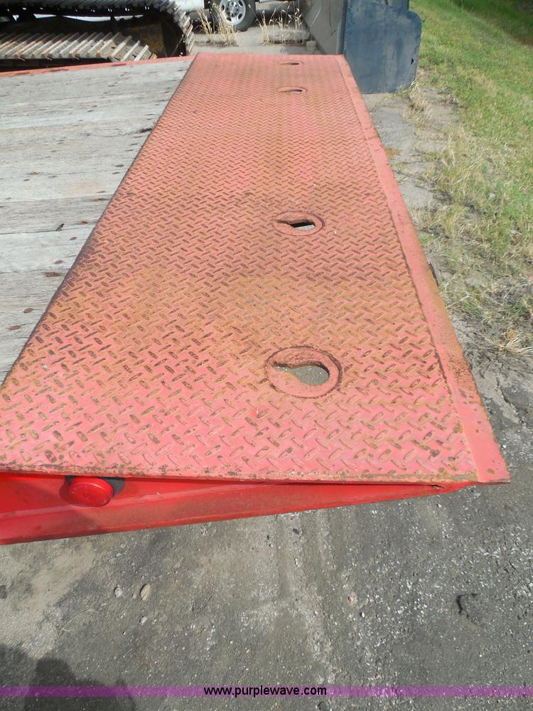 image for item E7958 1998 Landoll 345-31 tilt deck equipment trailer