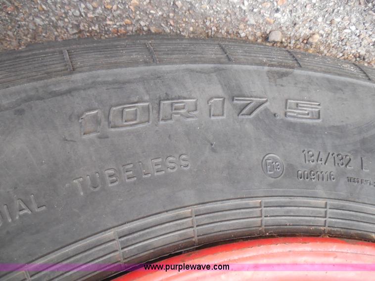 image for item E7958 1998 Landoll 345-31 tilt deck equipment trailer