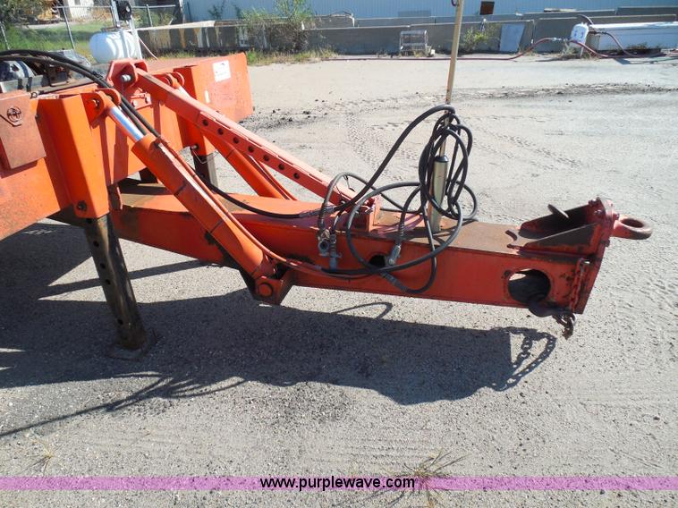 image for item E7960 1996 Landoll 345-31 tilt deck equipment trailer