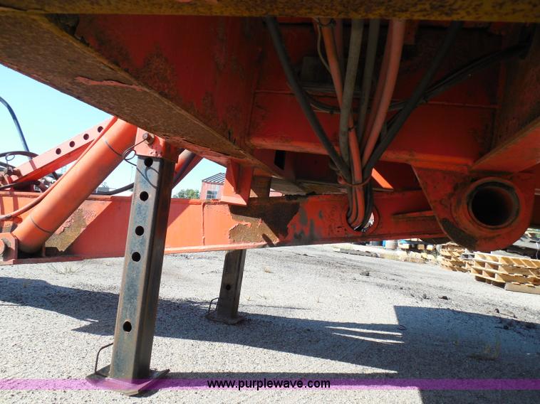 image for item E7960 1996 Landoll 345-31 tilt deck equipment trailer