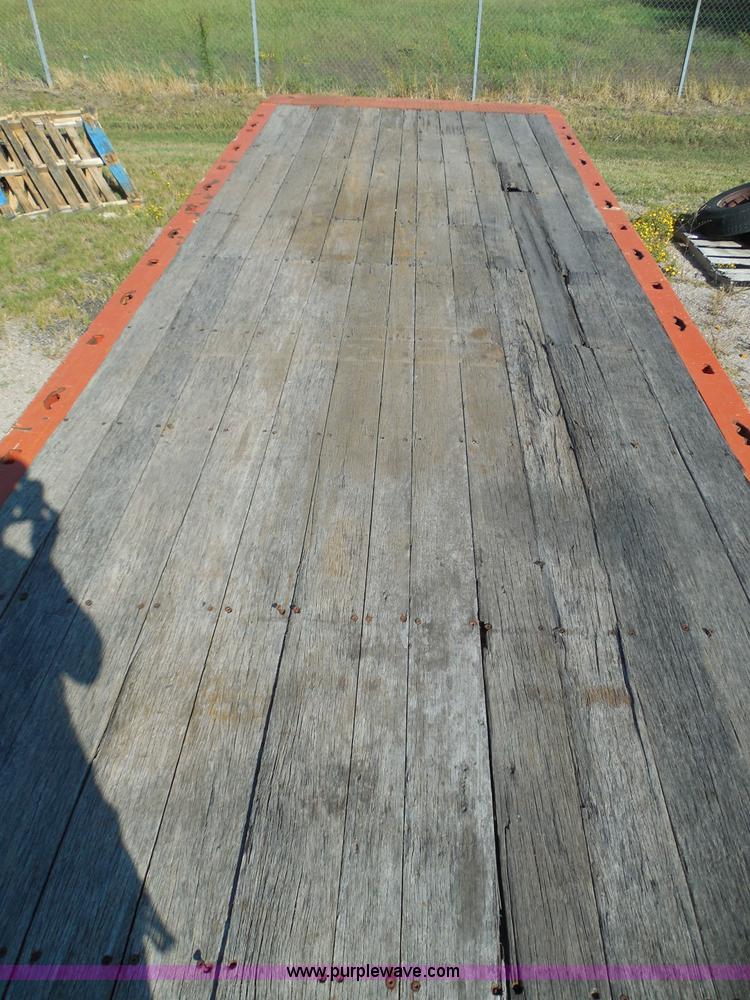 image for item E7960 1996 Landoll 345-31 tilt deck equipment trailer