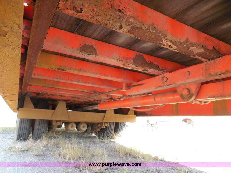 image for item E7960 1996 Landoll 345-31 tilt deck equipment trailer