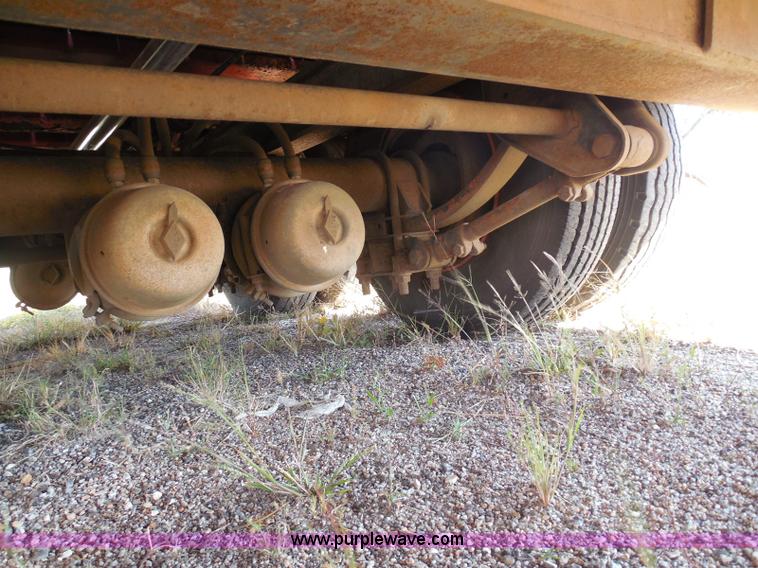 image for item E7960 1996 Landoll 345-31 tilt deck equipment trailer