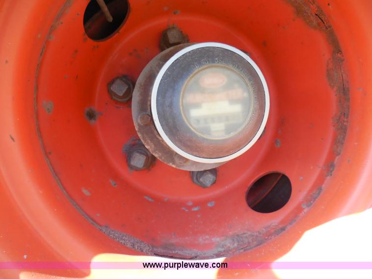 image for item E7960 1996 Landoll 345-31 tilt deck equipment trailer