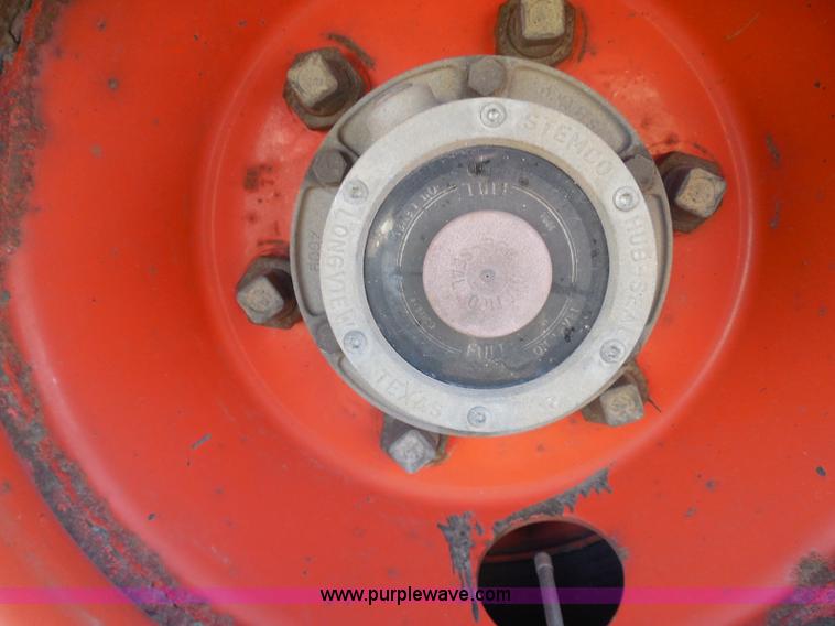 image for item E7960 1996 Landoll 345-31 tilt deck equipment trailer