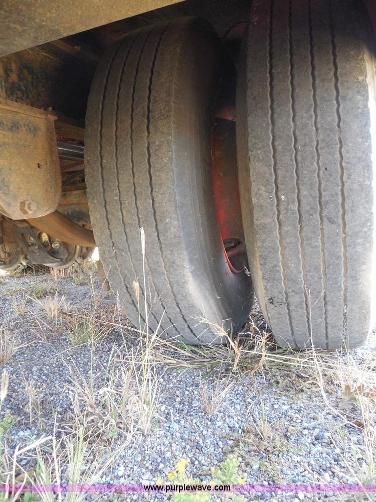 image for item E7960 1996 Landoll 345-31 tilt deck equipment trailer