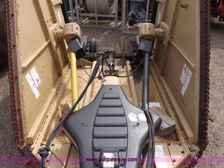 image for item H9101 2005 Land Pride RCB6015 rotary mower