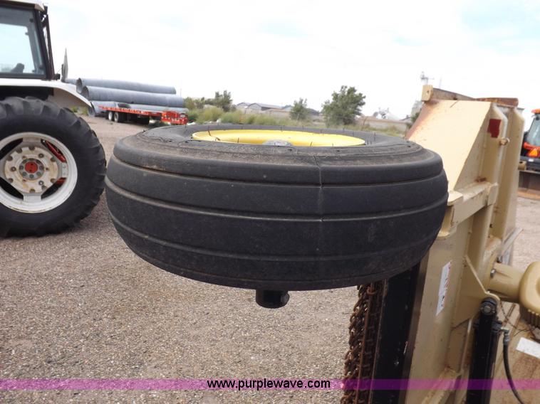 image for item H9101 2005 Land Pride RCB6015 rotary mower