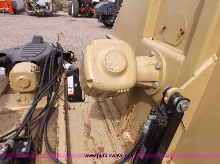 image for item H9102 2005 Land Pride RCB6015 rotary mower