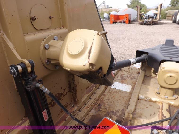 image for item H9102 2005 Land Pride RCB6015 rotary mower