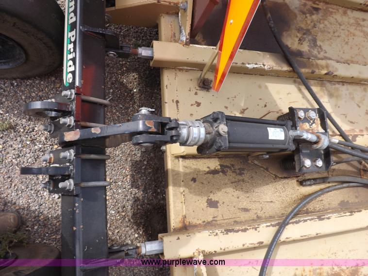 image for item H9102 2005 Land Pride RCB6015 rotary mower