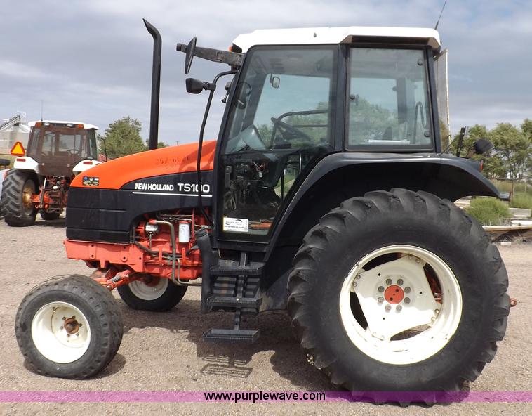 image for item H9104 2000 New Holland TS100 tractor