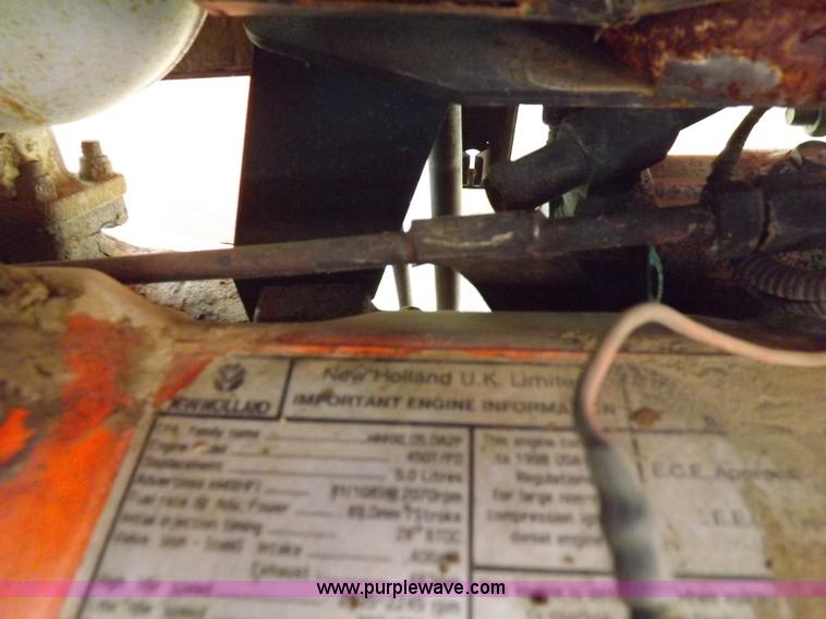 image for item H9105 1997 New Holland 7740SL MFWD tractor