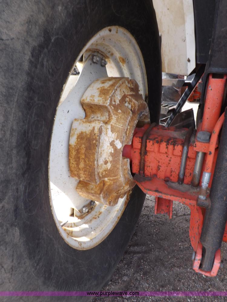 image for item H9105 1997 New Holland 7740SL MFWD tractor