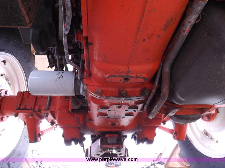 image for item H9108 1997 New Holland 6640SL tractor