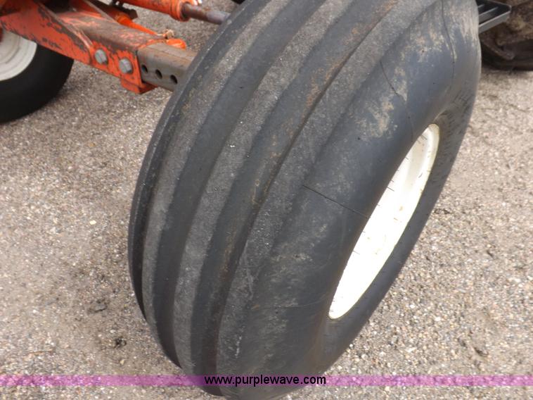 image for item H9108 1997 New Holland 6640SL tractor