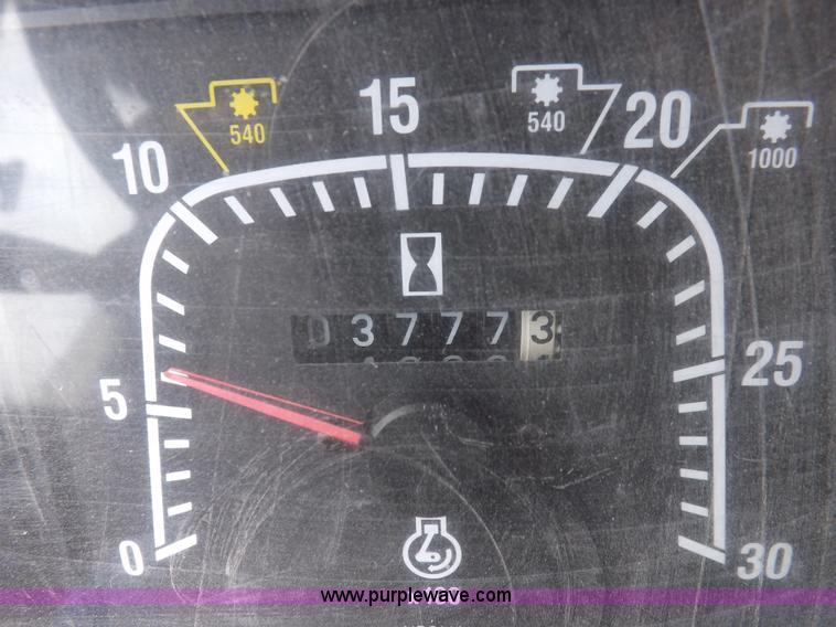 image for item H9109 1998 New Holland 7740SL MFWD tractor