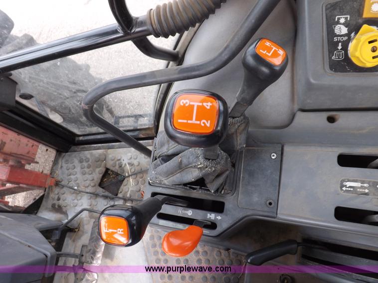 image for item H9109 1998 New Holland 7740SL MFWD tractor