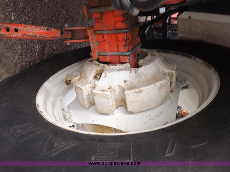 image for item H9109 1998 New Holland 7740SL MFWD tractor