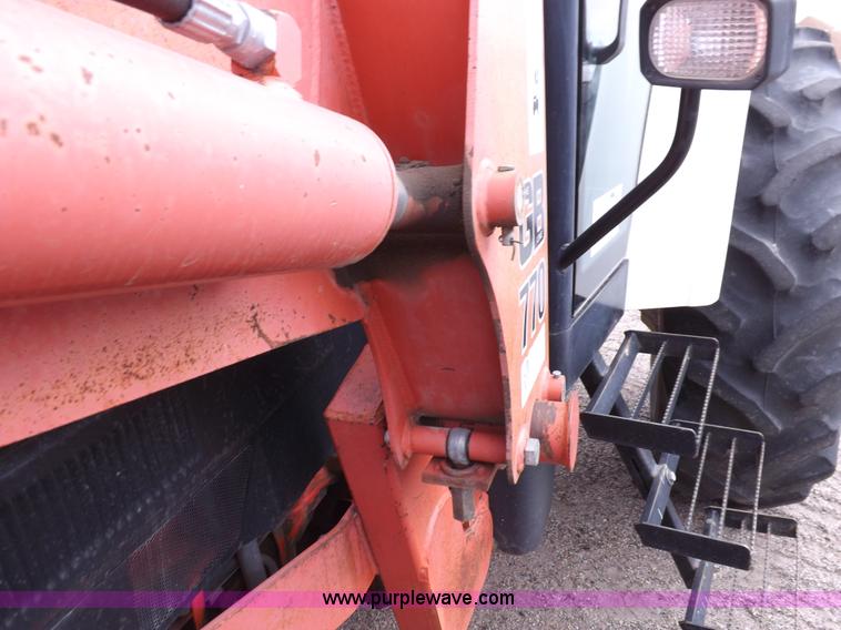 image for item H9109 1998 New Holland 7740SL MFWD tractor