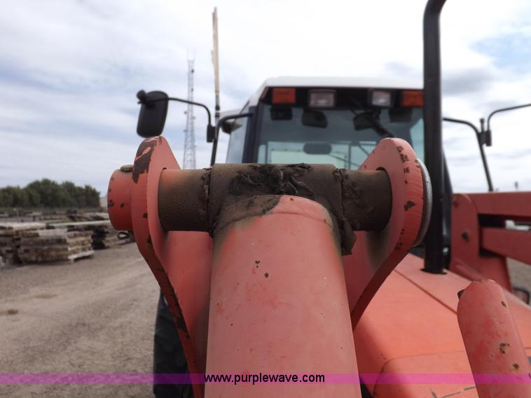 image for item H9109 1998 New Holland 7740SL MFWD tractor