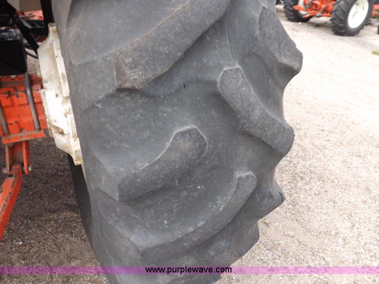 image for item H9109 1998 New Holland 7740SL MFWD tractor