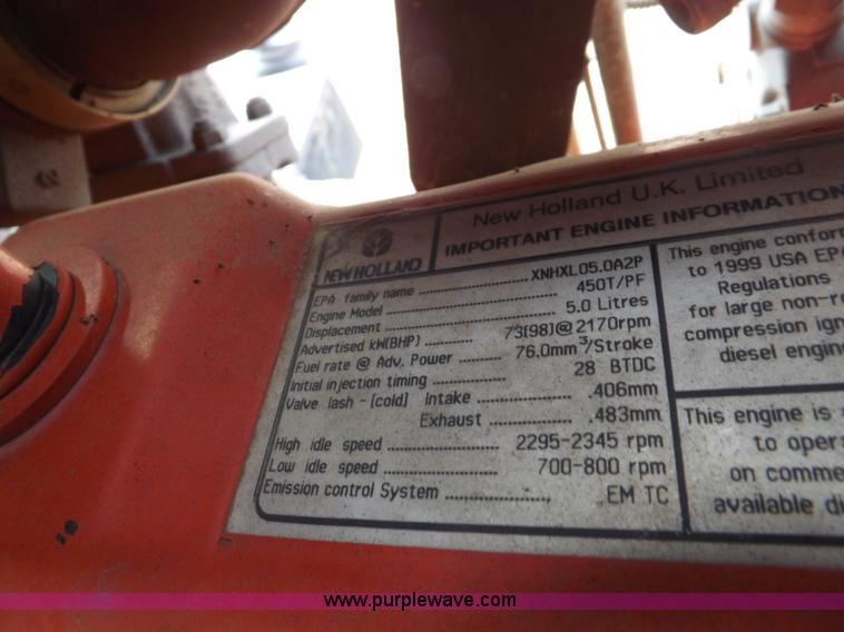 image for item H9110 2000 New Holland TS100 tractor