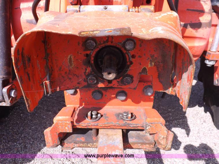 image for item H9111 1999 New Holland TS100 tractor