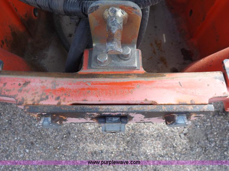 image for item H9111 1999 New Holland TS100 tractor