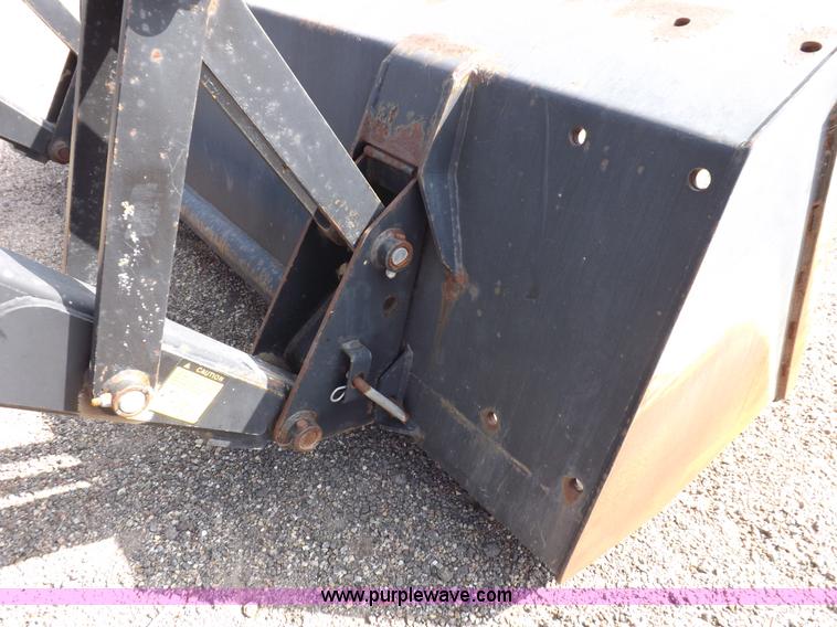 image for item H9112 1999 New Holland TV140 bi-directional MFWD tractor