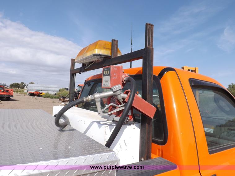 image for item H9114 2003 Ford F250 Super Duty XL pickup truck