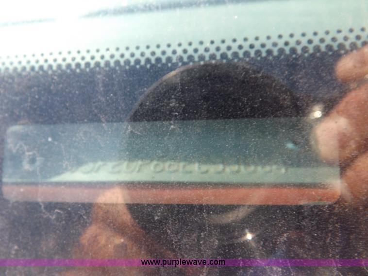 image for item H9117 2006 Ford F250 Super Duty XL pickup truck