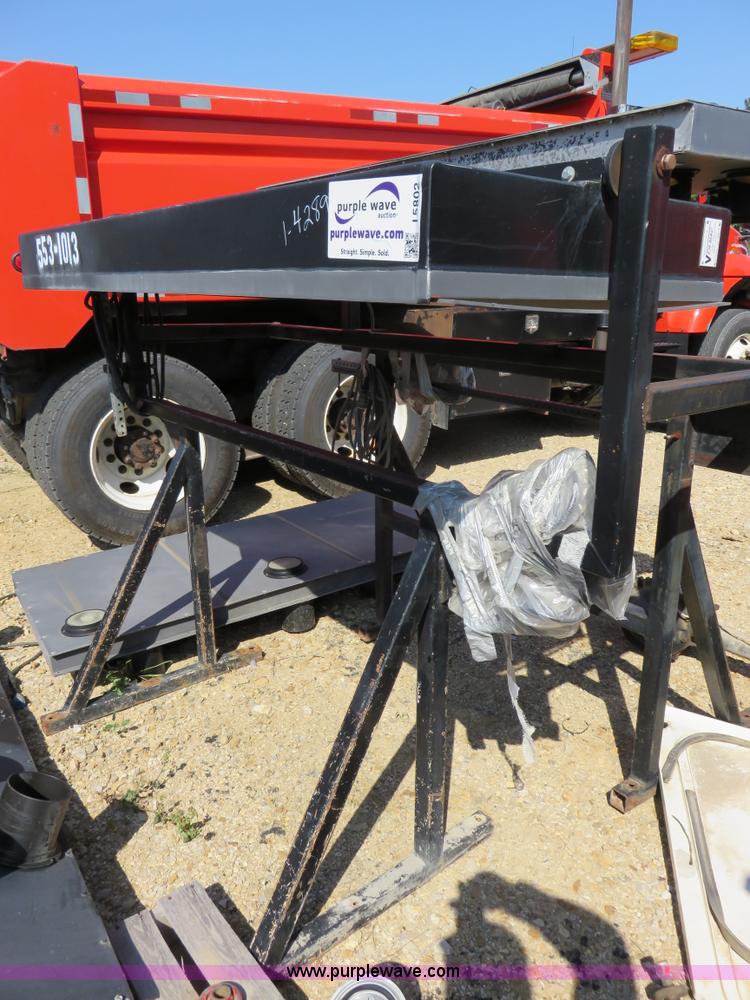 2003 Ver-Mac message board in Topeka, KS | Item I5802 sold | Purple Wave