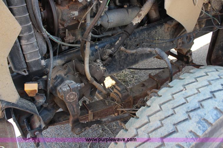 image for item I5806 1990 Ford L8000 utility truck