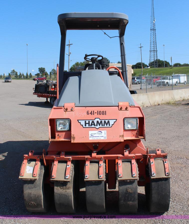 image for item I5810 2002 Hamm GRW6 pneumatic roller