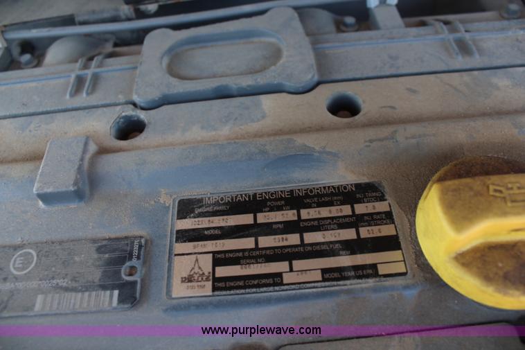 image for item I5810 2002 Hamm GRW6 pneumatic roller