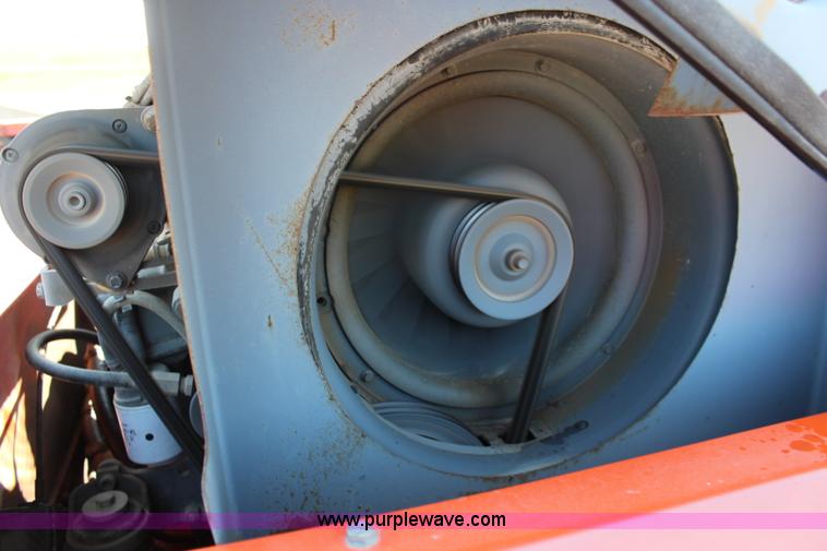 image for item I5810 2002 Hamm GRW6 pneumatic roller